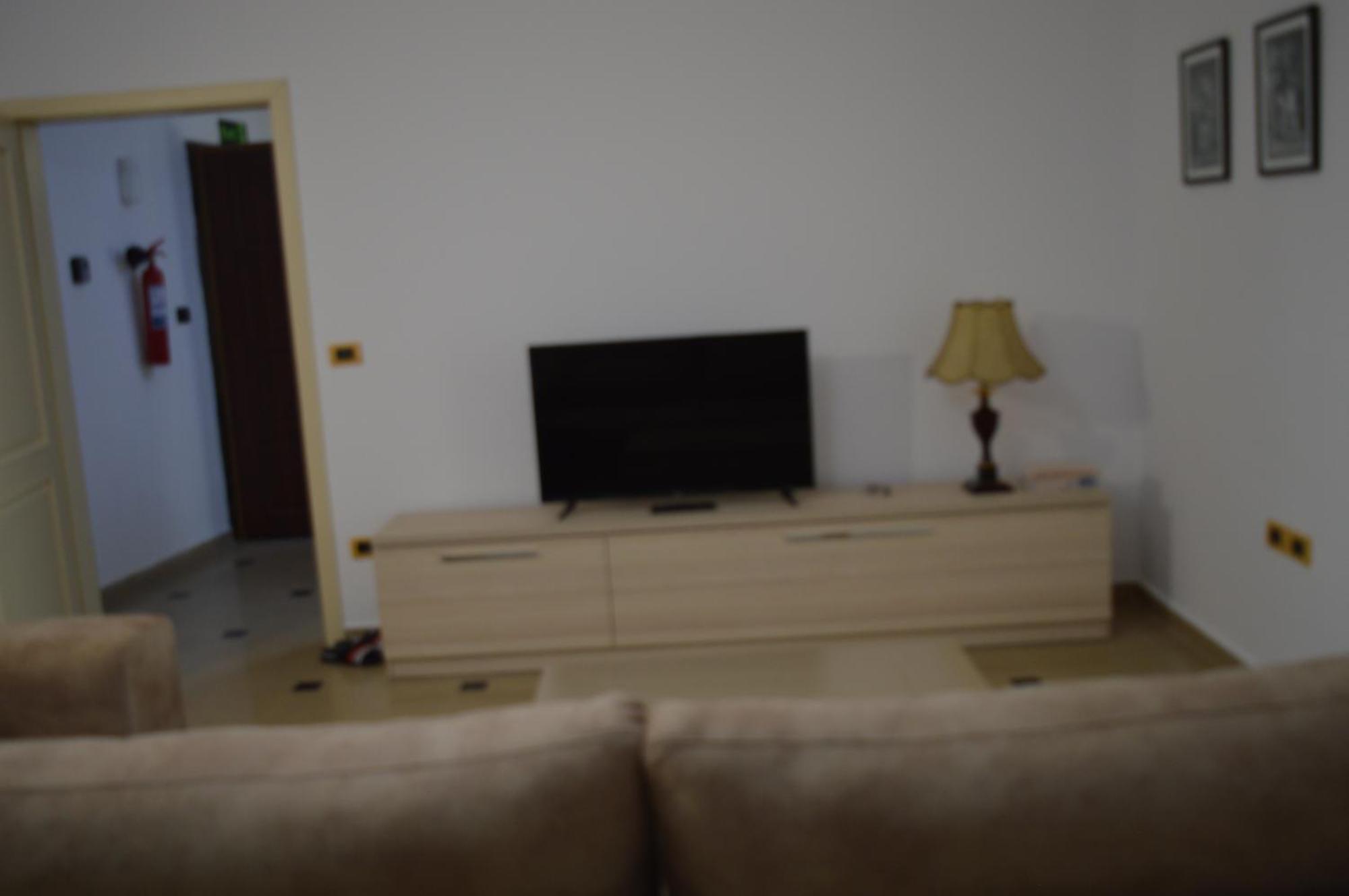 Noor Apartments Тирана Екстер'єр фото
